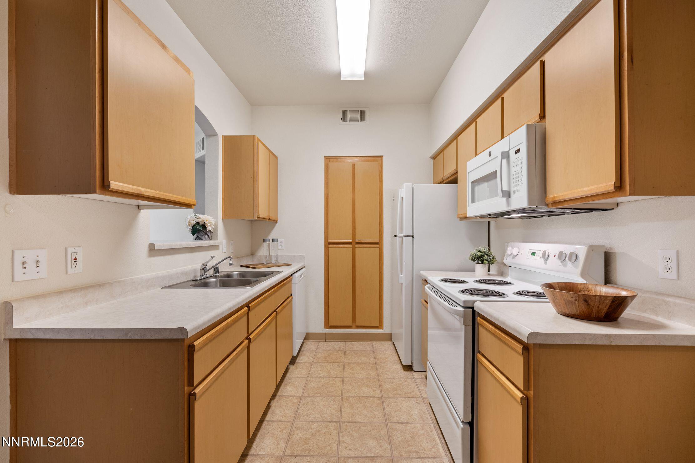 6850 Sharlands Avenue, Unit 1132 Reno, NV 89523 - Photo 5 of 30 _6M22731
