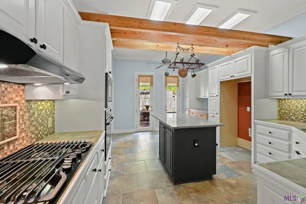 $375,000 | 10154 Hyde Park Court, Baton Rouge, LA 70816