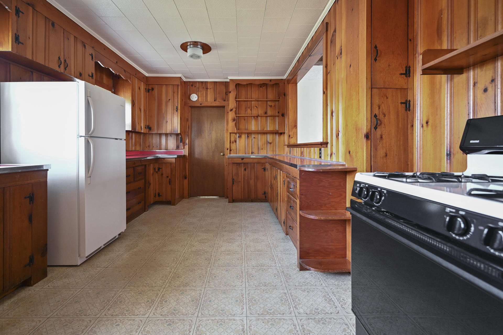 78 Presidents Road Bourne, MA 02532 - Photo 12 of 29 a kitchen with stainless steel appliances granite countertop a refrigerator and a stove