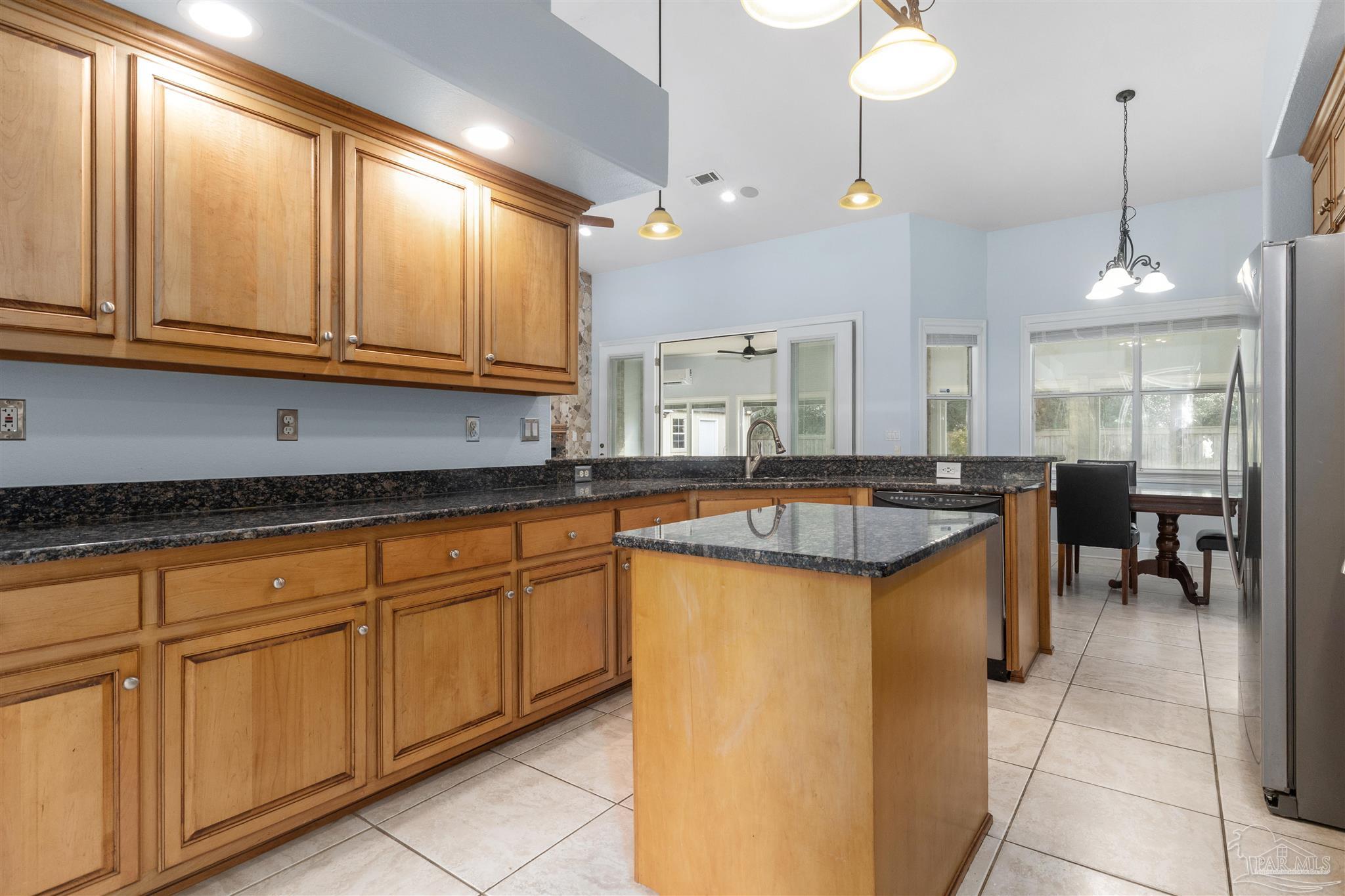 1859 Summit Boulevard Pensacola, FL 32503 - Photo 12 of 51