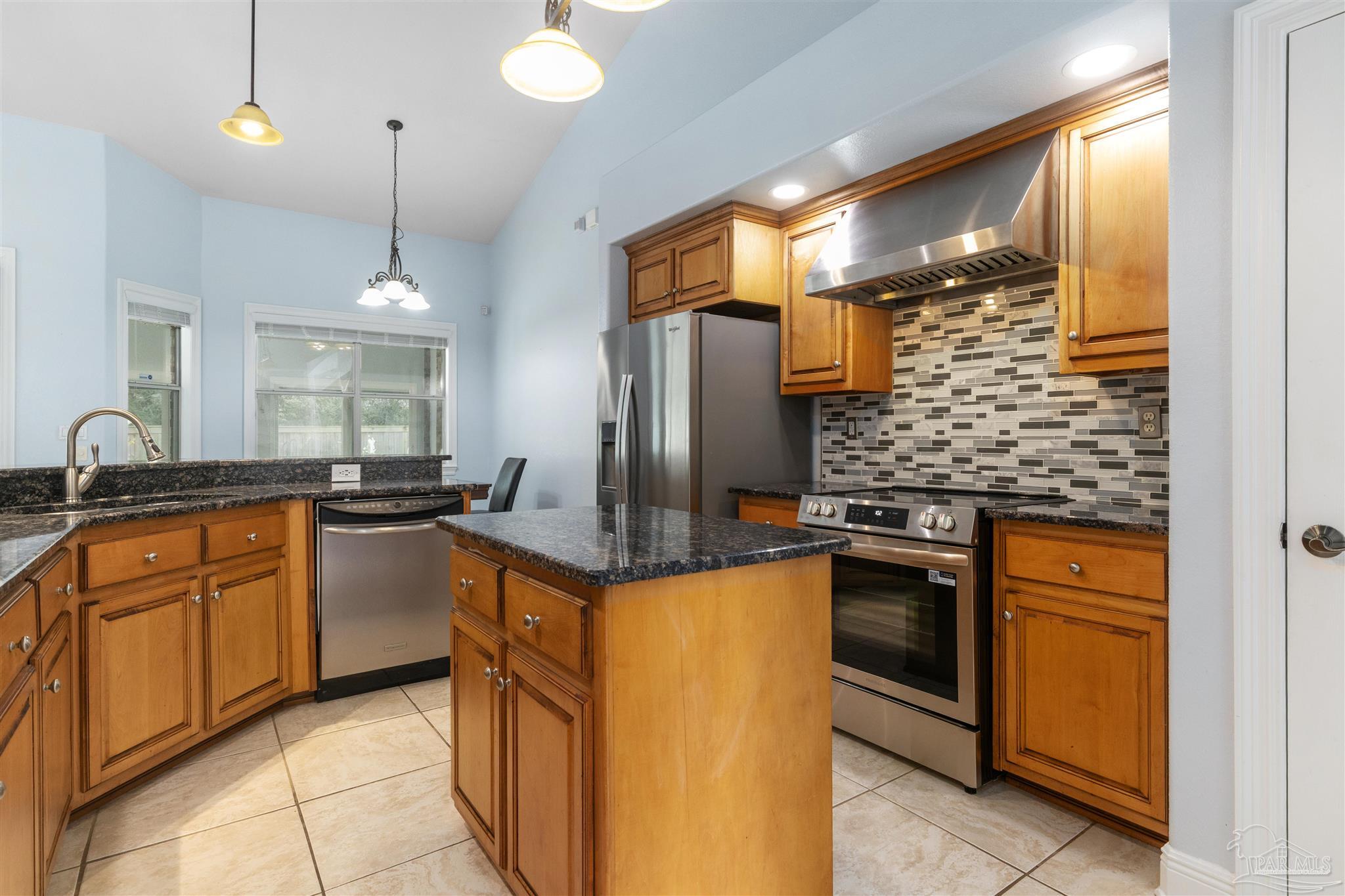 1859 Summit Boulevard Pensacola, FL 32503 - Photo 13 of 51