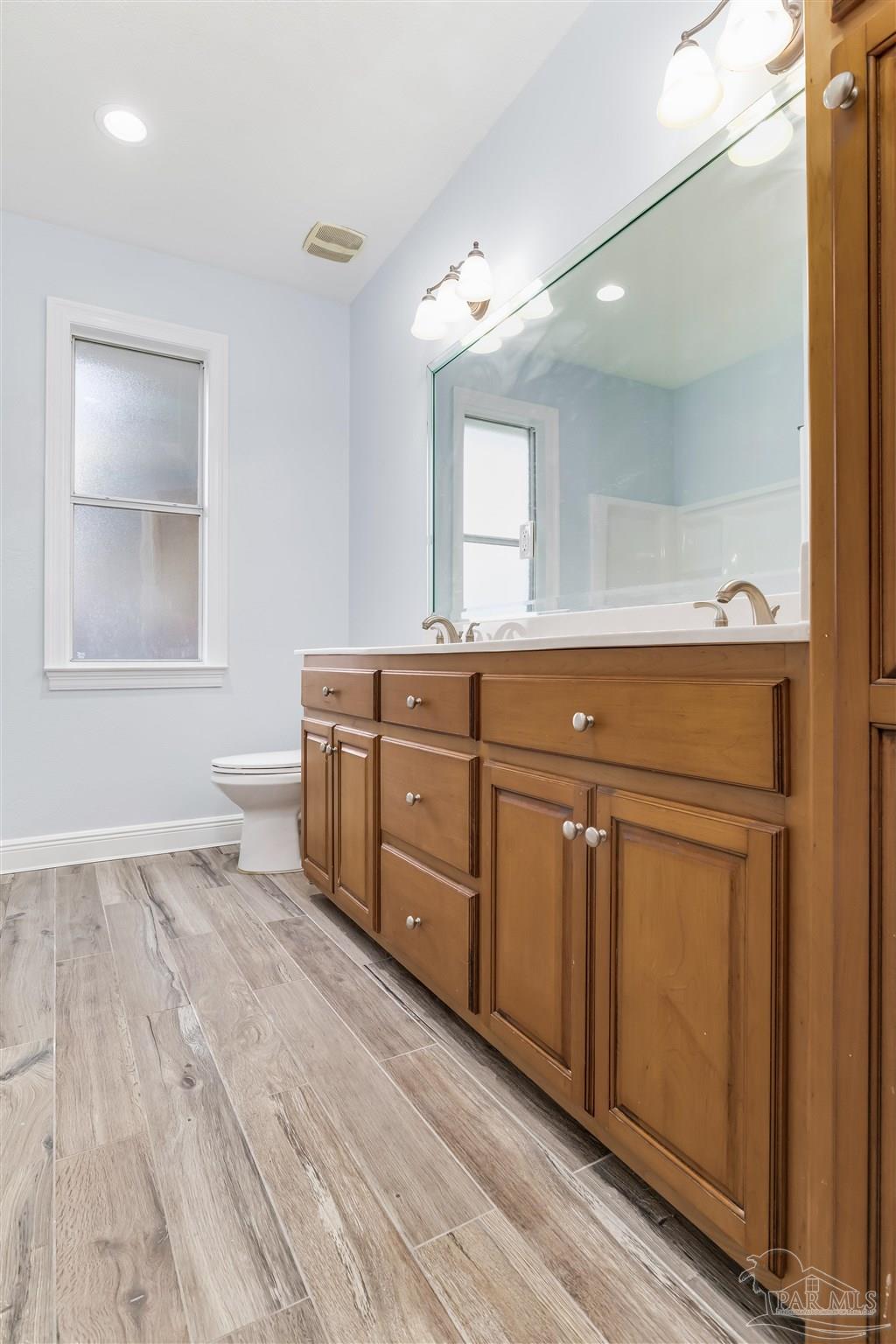 1859 Summit Boulevard Pensacola, FL 32503 - Photo 31 of 51