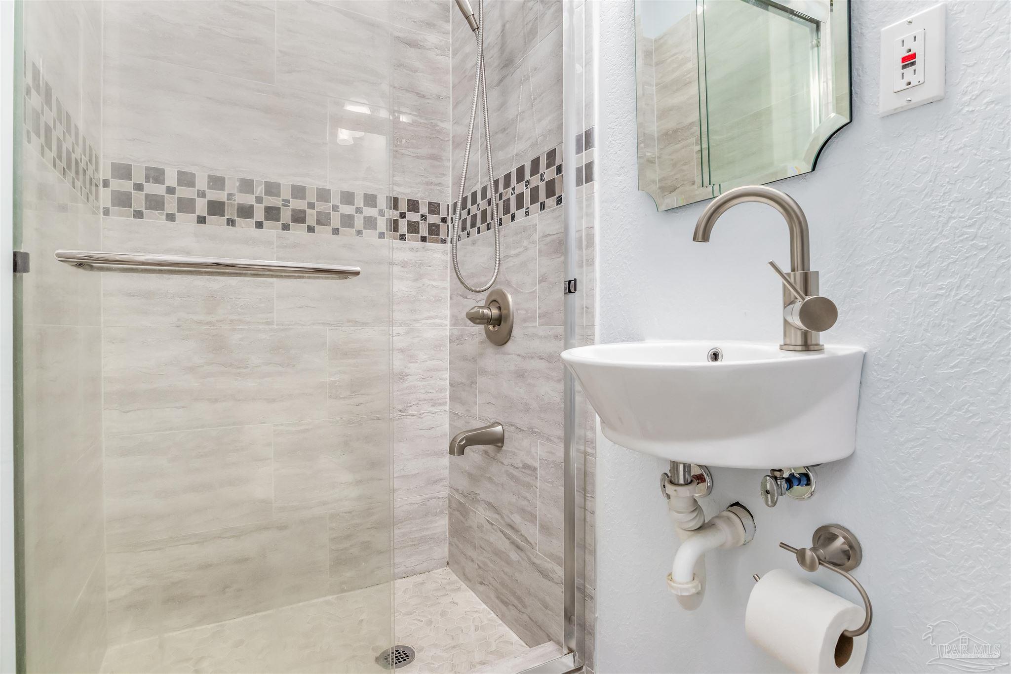 1859 Summit Boulevard Pensacola, FL 32503 - Photo 40 of 51