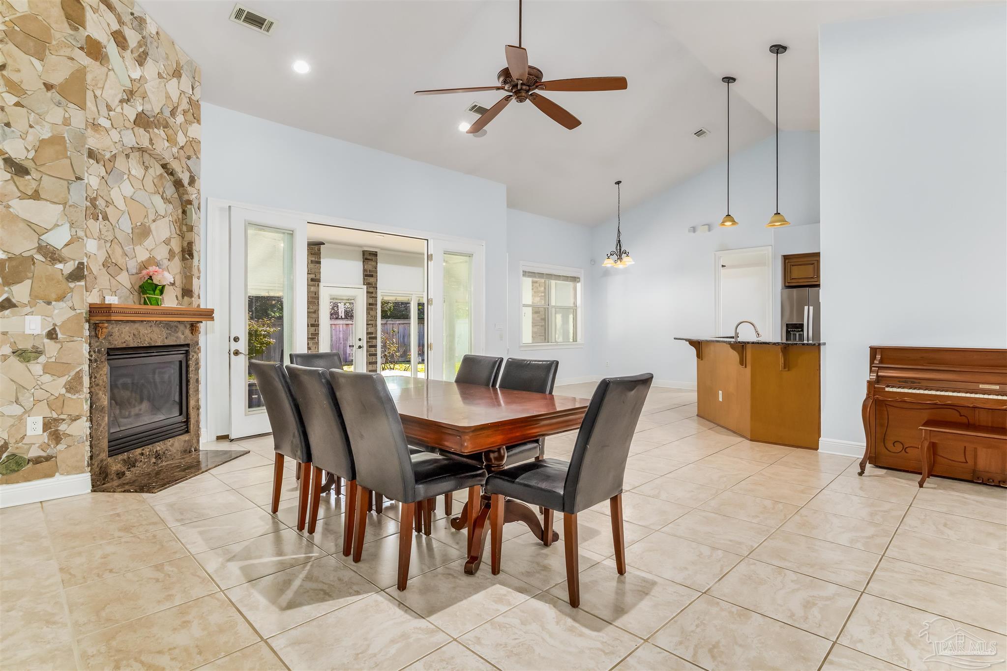 1859 Summit Boulevard Pensacola, FL 32503 - Photo 8 of 51