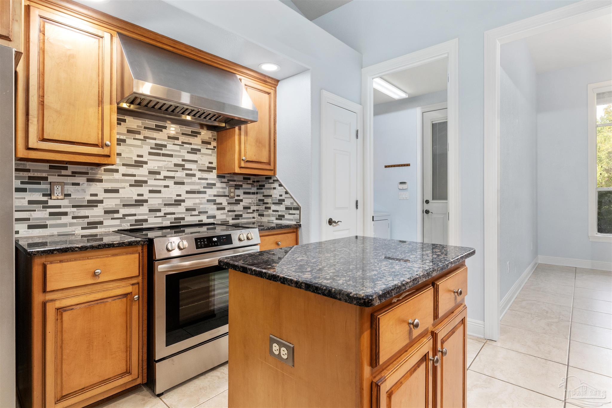 1859 Summit Boulevard Pensacola, FL 32503 - Photo 10 of 51