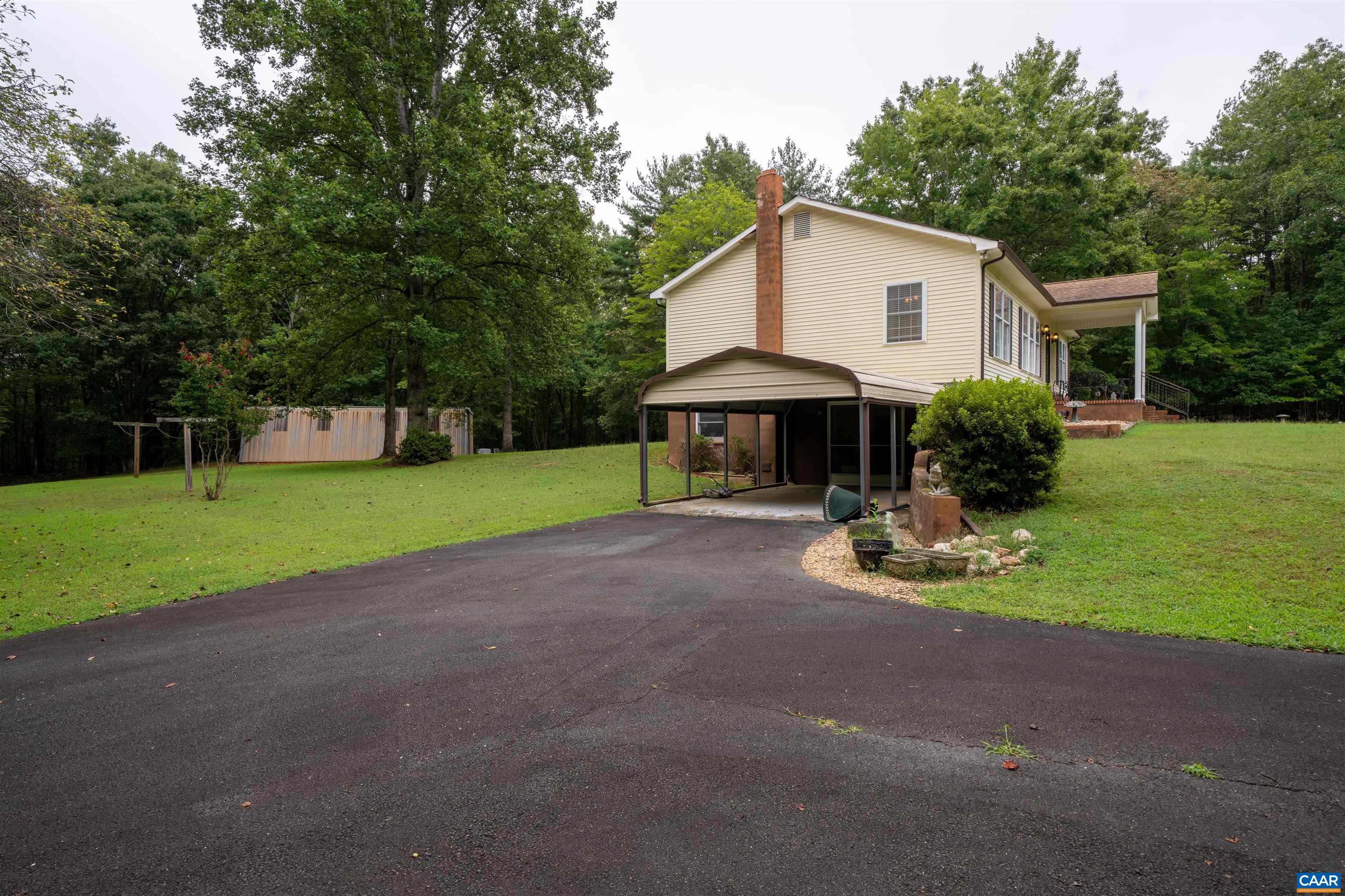 842 Poindexter Road Louisa, VA 23093 - Photo 2 of 23 Gallery Image 2