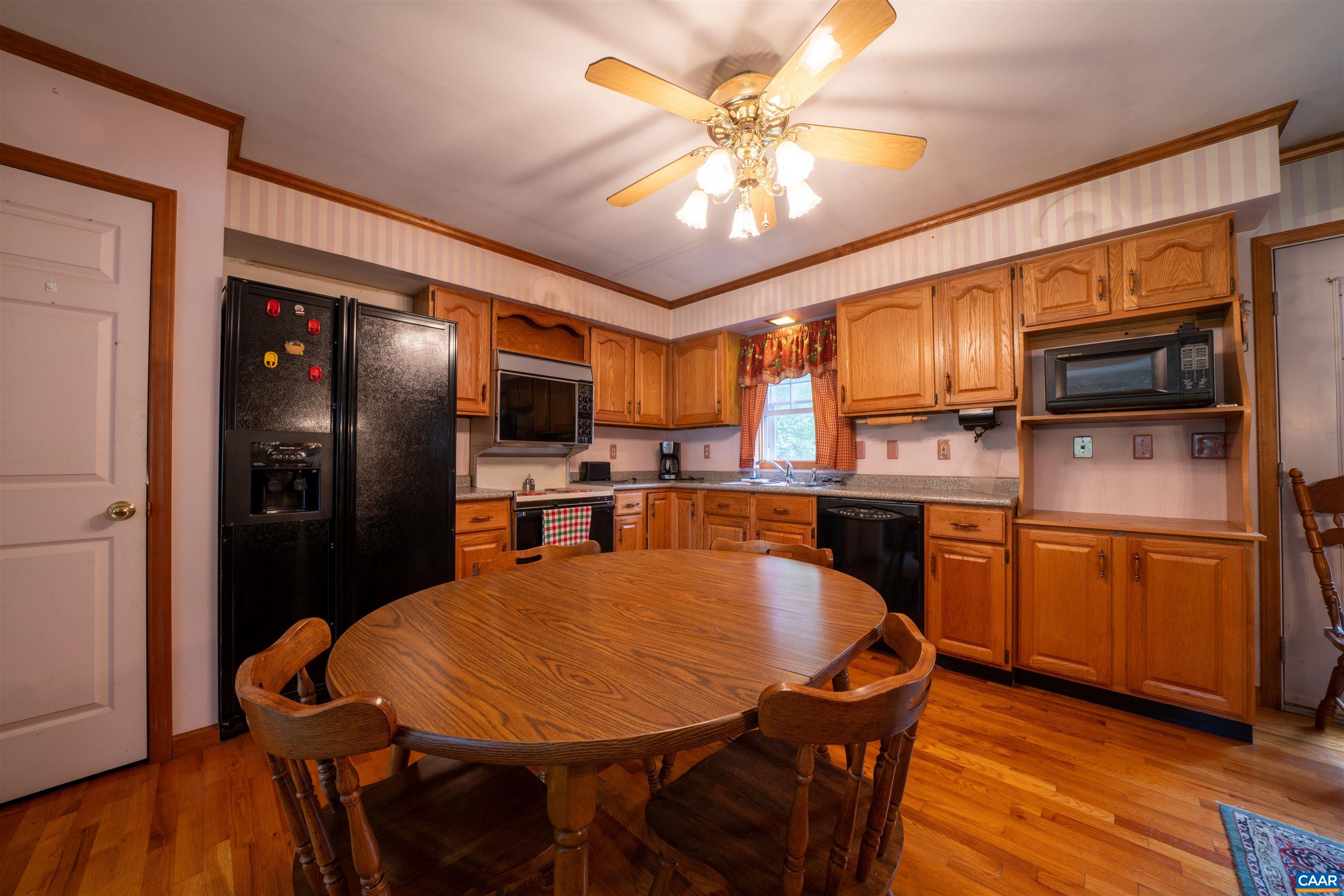 842 Poindexter Road Louisa, VA 23093 - Photo 8 of 23 Gallery Image 8