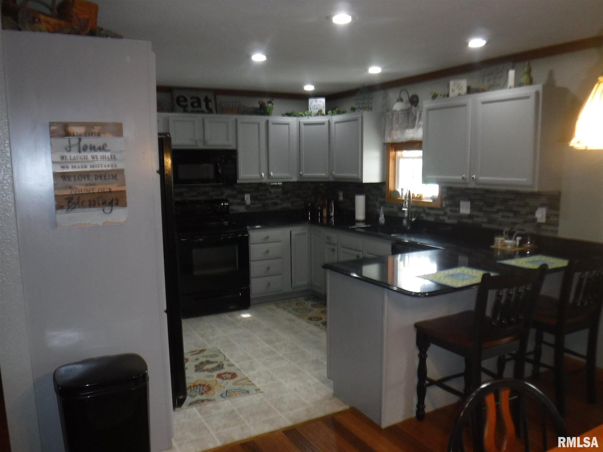 4440 County Farm Road Salem, IL 62881 - Photo 3 of 20