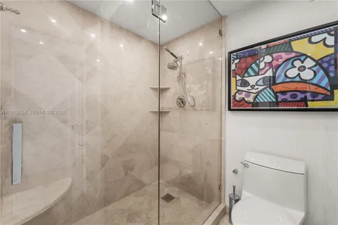 $1,175,000 | 5640 Collins Avenue, Unit 4D, Miami Beach, FL 33140