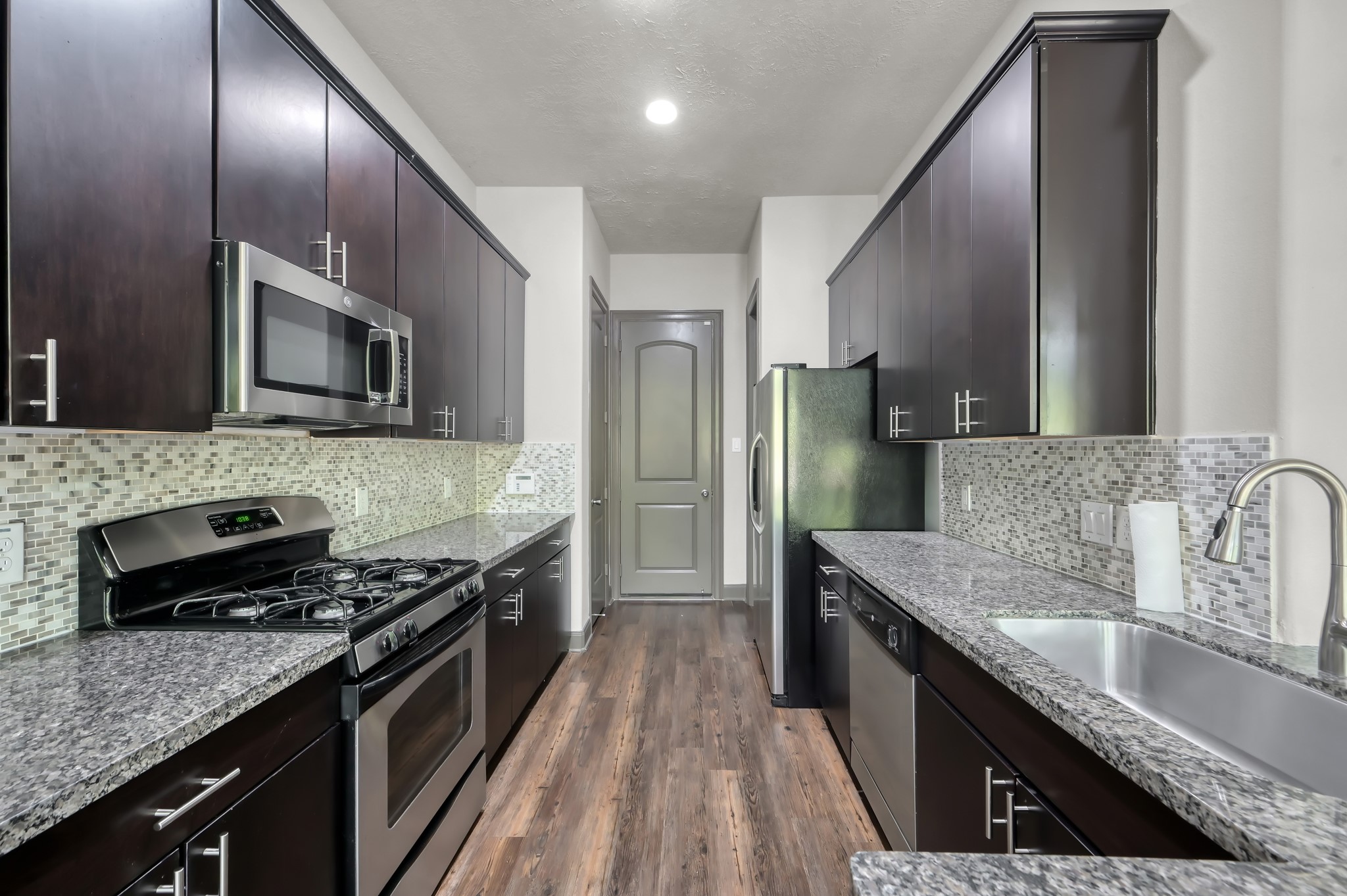 38 Aventura Place Spring, TX 77389 - Photo 16 of 44