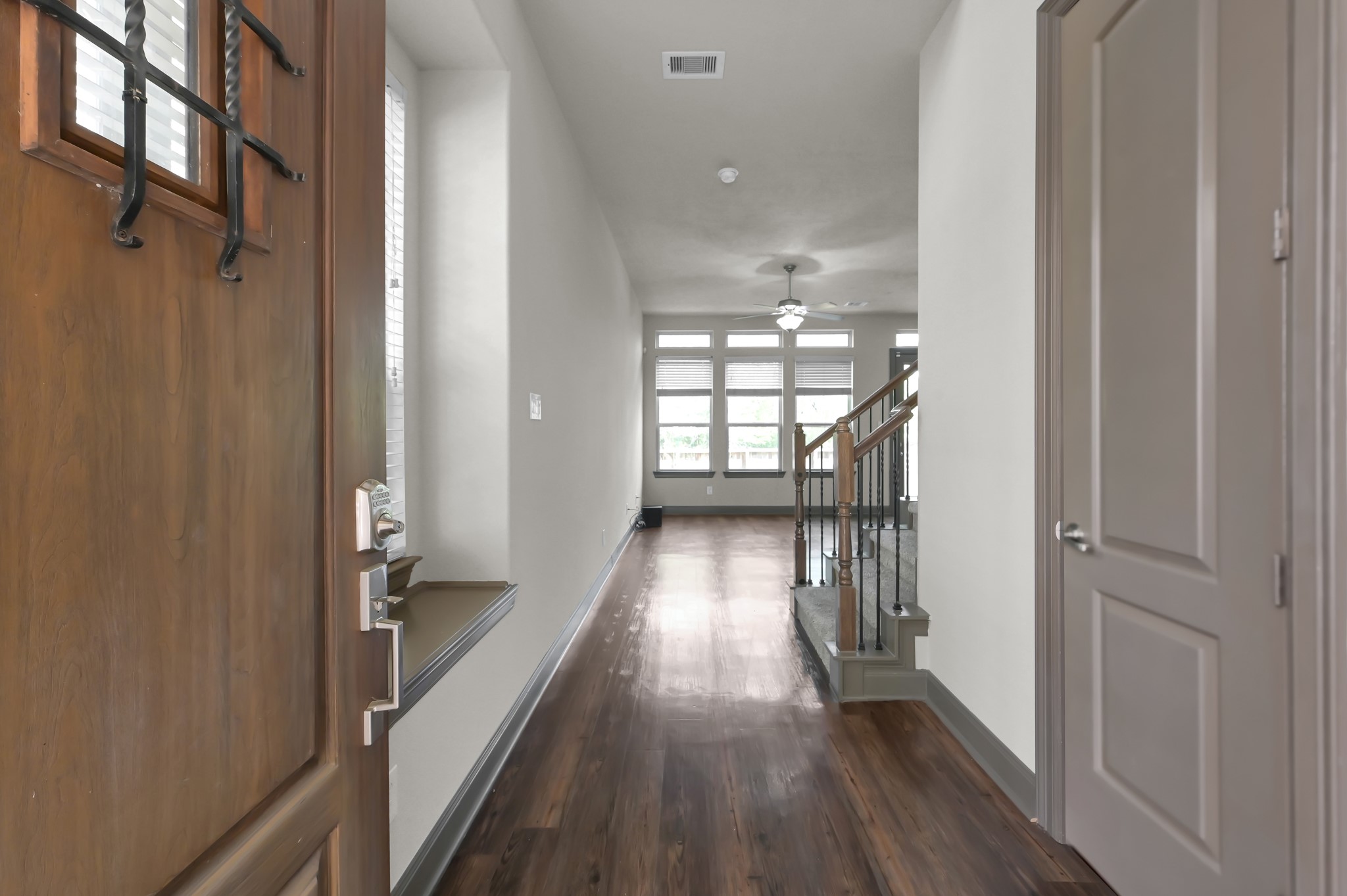 38 Aventura Place Spring, TX 77389 - Photo 4 of 44