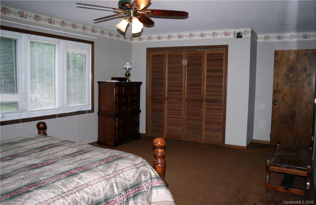 1407 High Shoals Road Lincolnton, NC 28092 - Photo 17 of 24 Gallery Image 17