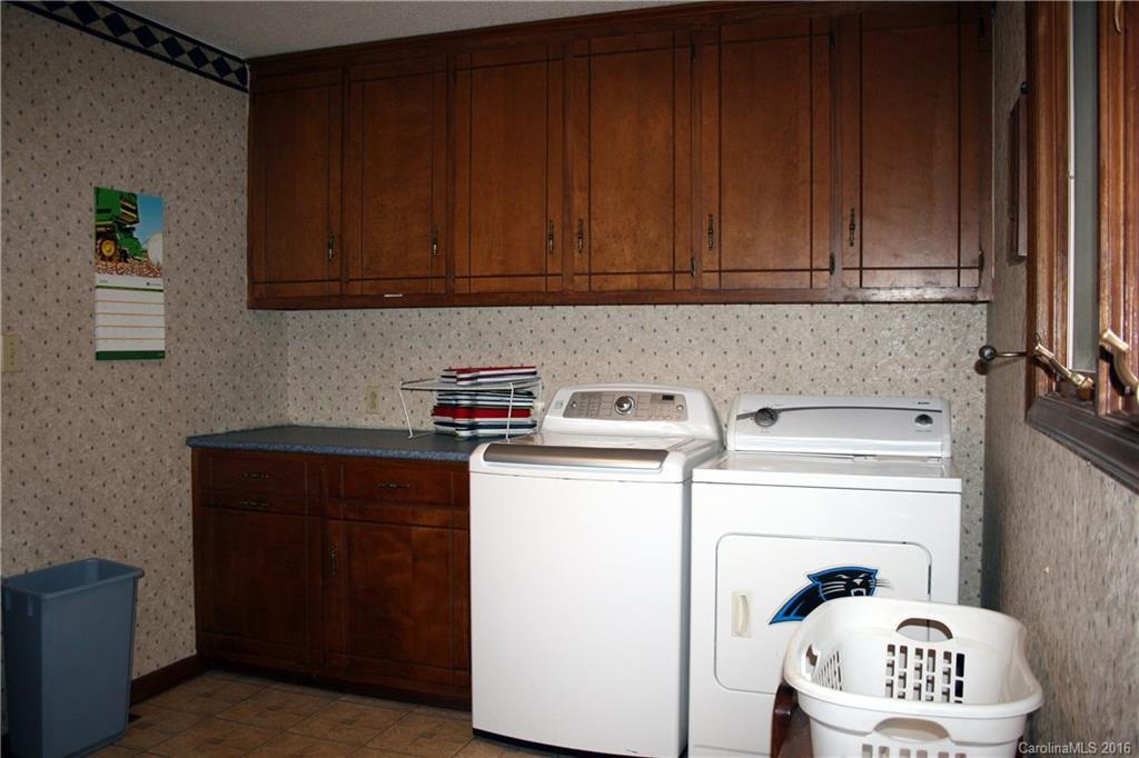 1407 High Shoals Road Lincolnton, NC 28092 - Photo 6 of 24 Gallery Image 6