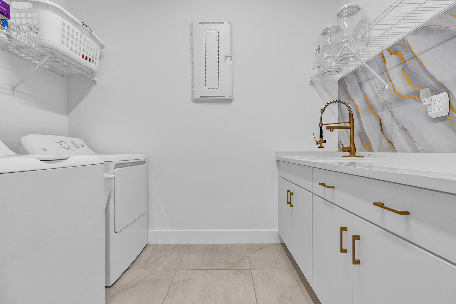 9524 Riverside Pk Drive Boca Raton, FL 33434 - Photo 24 of 37 LaundryRoom4