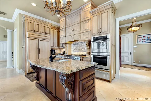 $4,895,000 | 1000 Las Campanas, Sunrise Beach, MO 65079