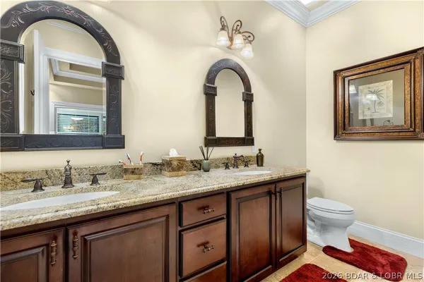 $4,895,000 | 1000 Las Campanas, Sunrise Beach, MO 65079