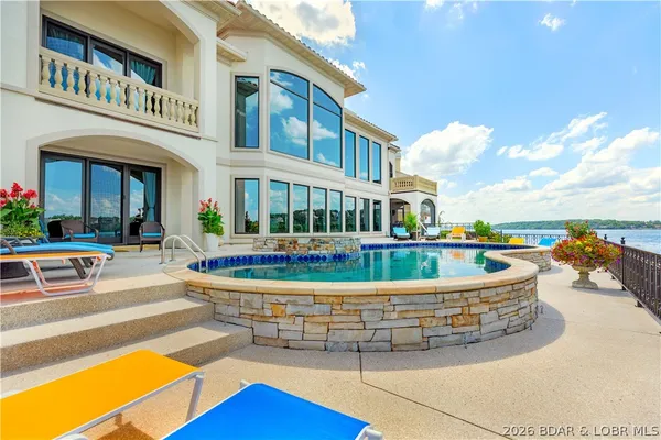 $4,895,000 | 1000 Las Campanas, Sunrise Beach, MO 65079