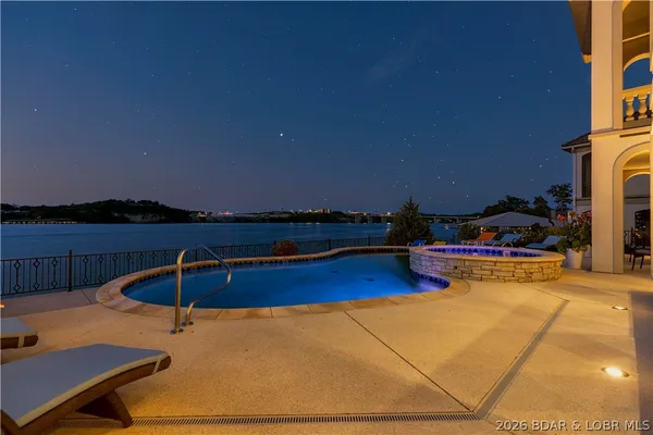 $4,895,000 | 1000 Las Campanas, Sunrise Beach, MO 65079