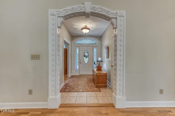 $529,000 | 204 James Court, Piney Flats, TN 37686