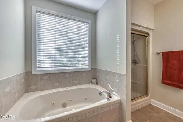 $529,000 | 204 James Court, Piney Flats, TN 37686