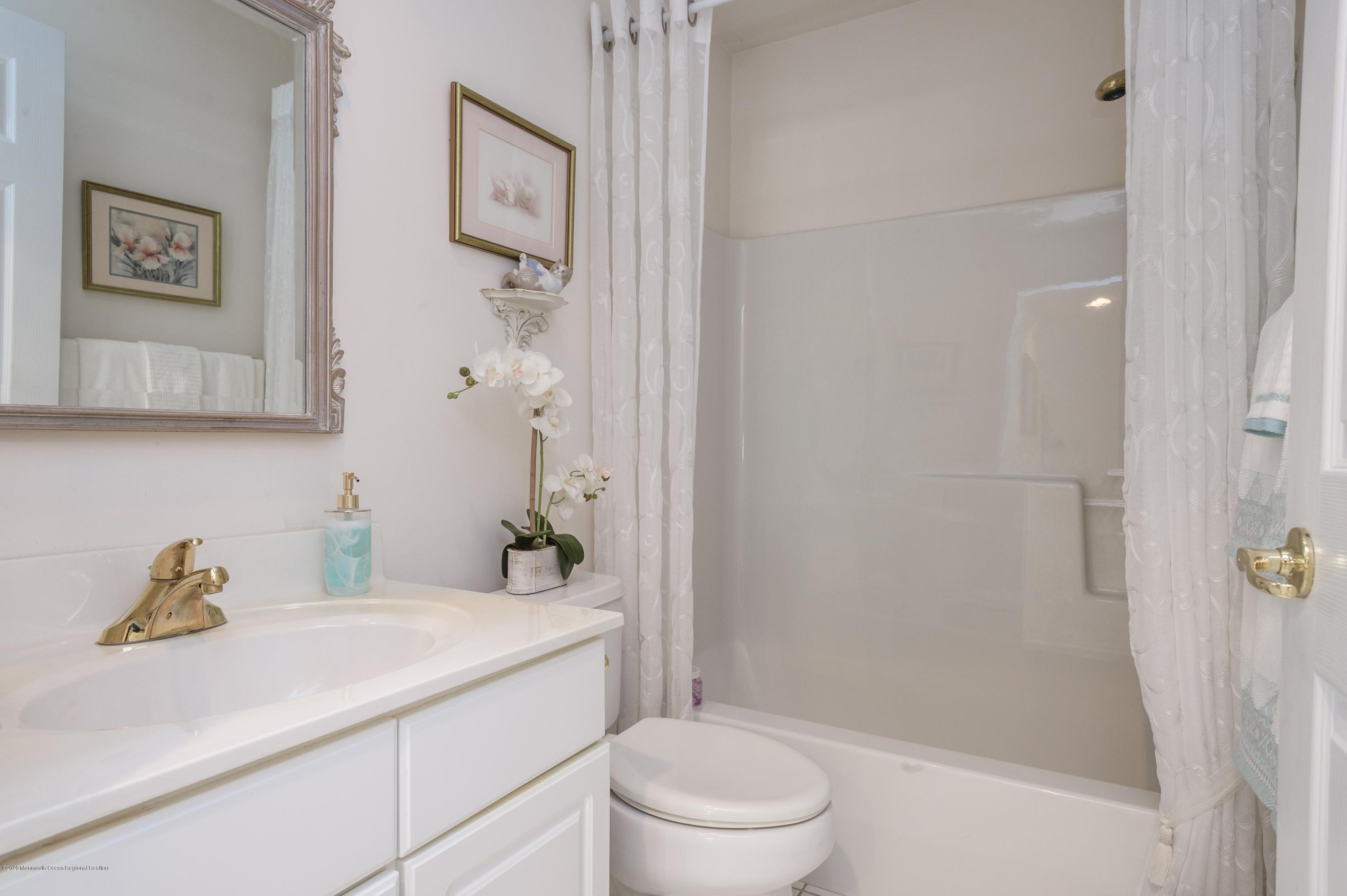 35 Clear Lake Road Whiting, NJ 08759 - Photo 17 of 18 19_35ClearLakeRoad_8_Bathroom_HiRes