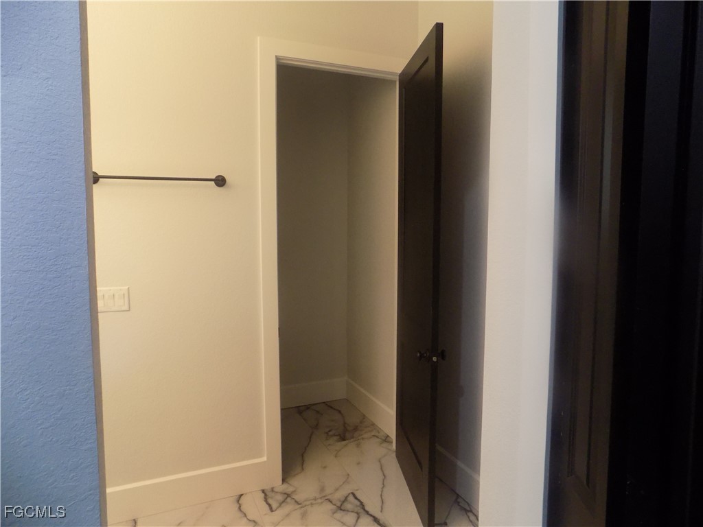 2992 Douglas Avenue Fort Myers, FL 33916 - Photo 22 of 50