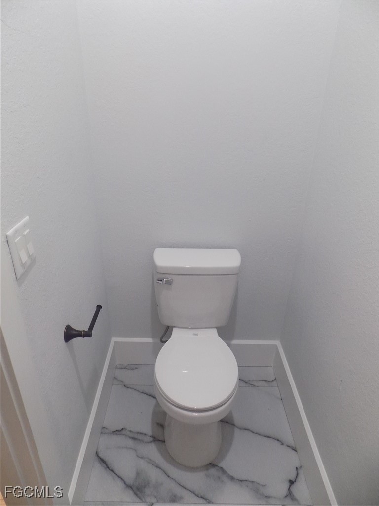 2992 Douglas Avenue Fort Myers, FL 33916 - Photo 23 of 50