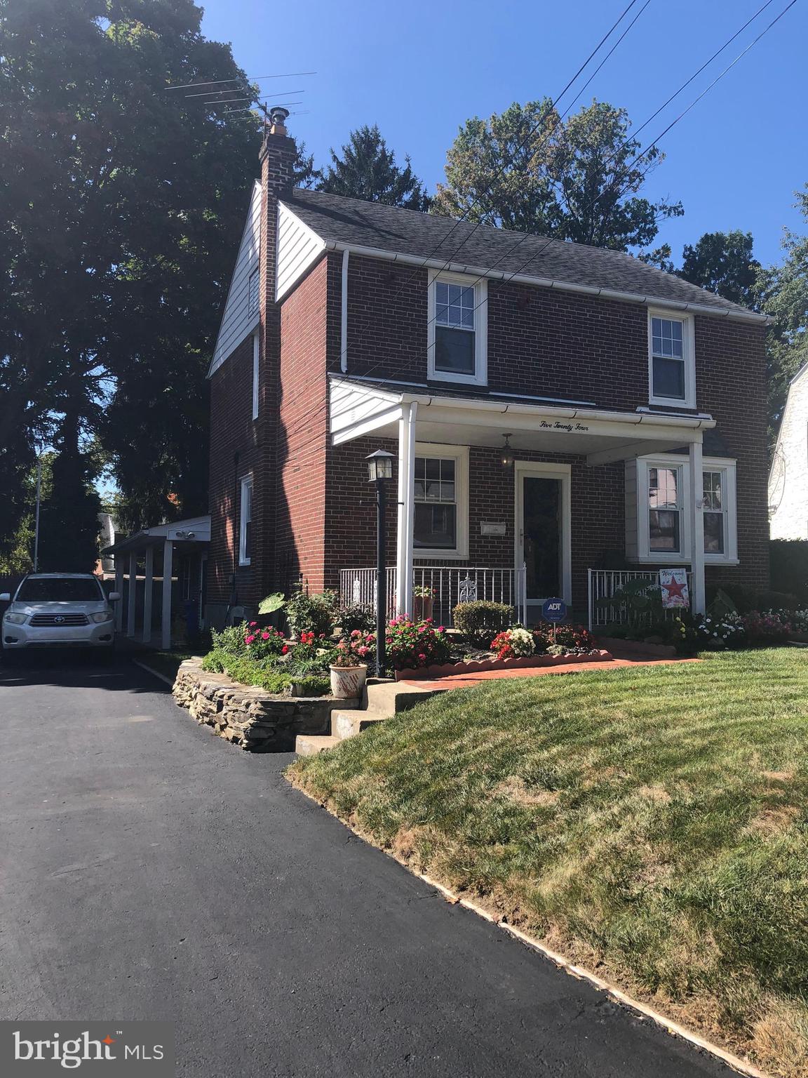 524 Boyer Road Cheltenham, PA 19012 - Photo 2 of 16 Front of Home