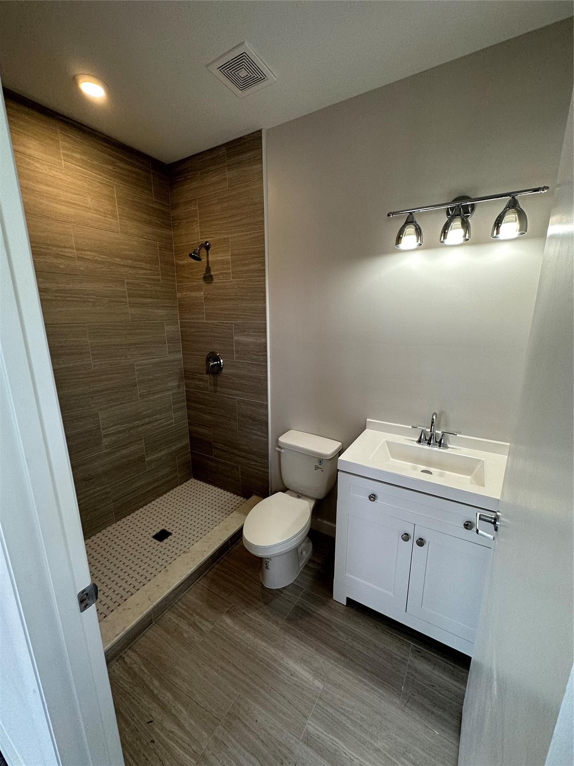 323 Foster Road, Unit 1 Hallandale Beach, FL 33009 - Photo 12 of 13 Photo 12