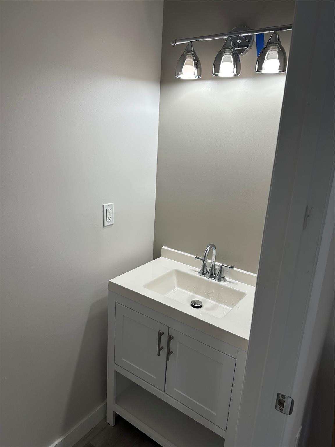 323 Foster Road, Unit 1 Hallandale Beach, FL 33009 - Photo 6 of 13 Photo 6