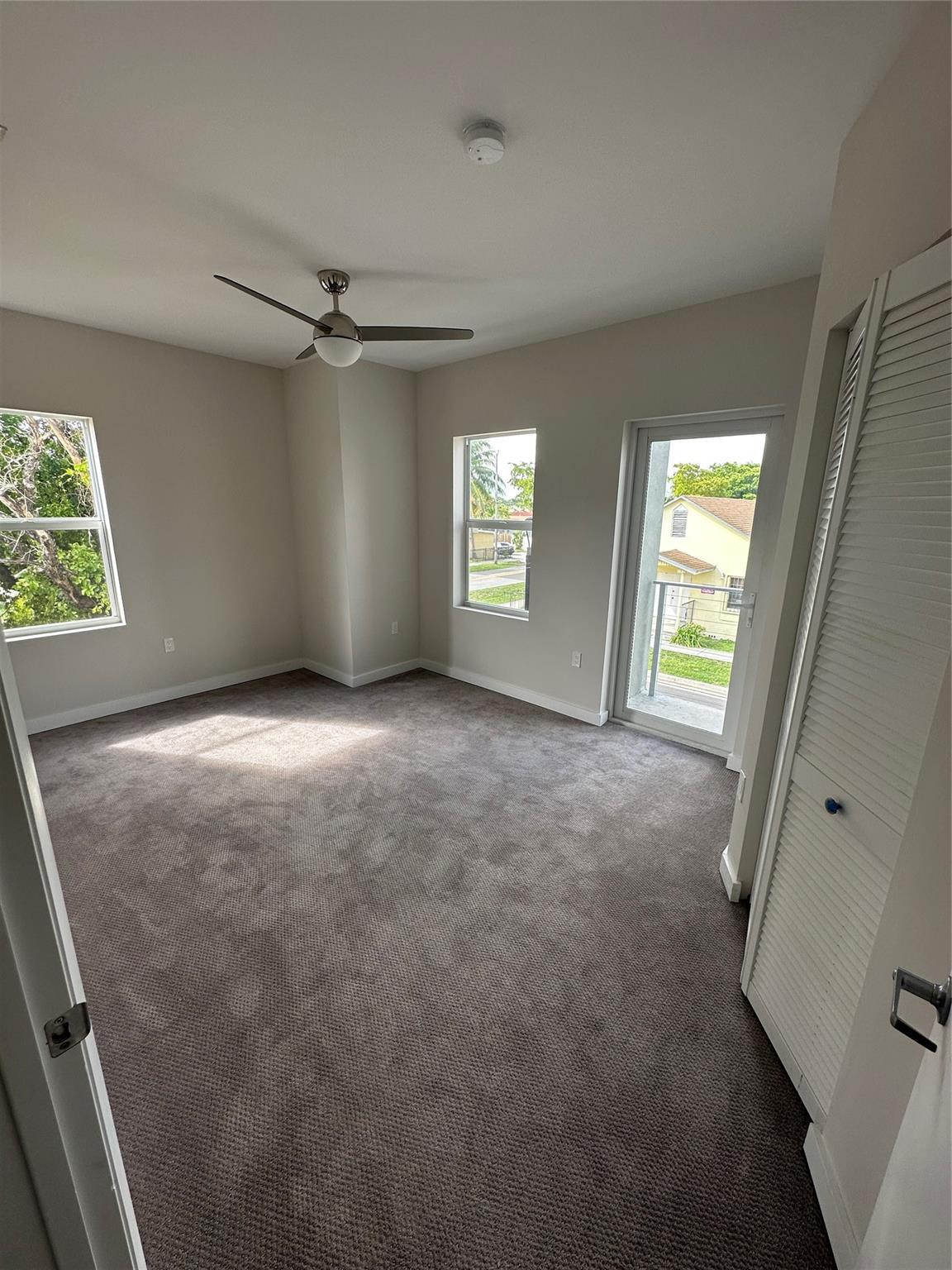 323 Foster Road, Unit 1 Hallandale Beach, FL 33009 - Photo 10 of 13 Photo 10