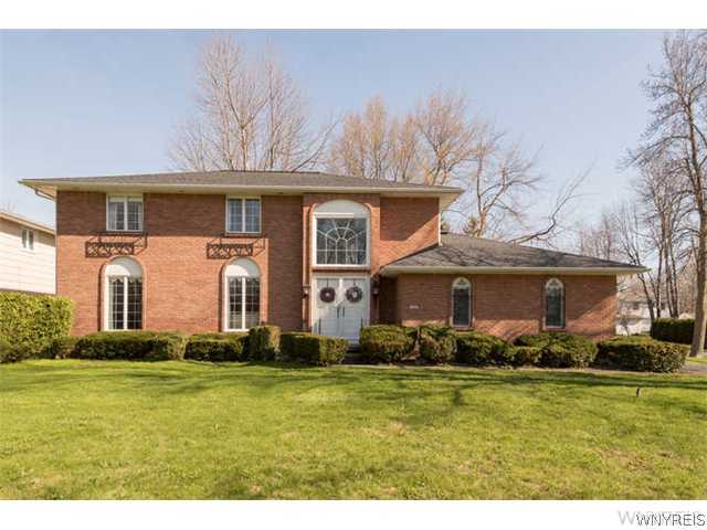94 Autumnview Road Amherst, NY 14221 - Photo 1 of 1 Exterior Front
