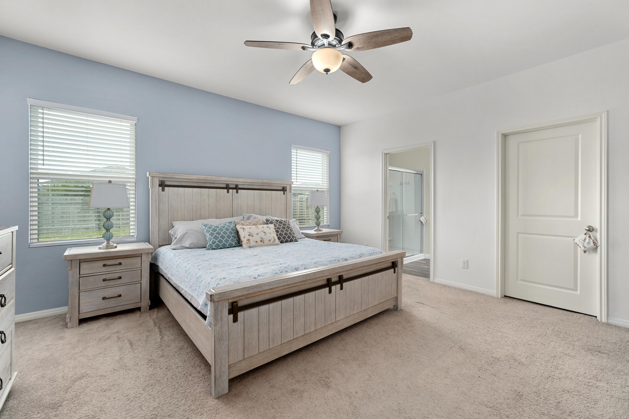 420 Seneca Loop Kyle, TX 78640 - Photo 14 of 26 Primary bedroom