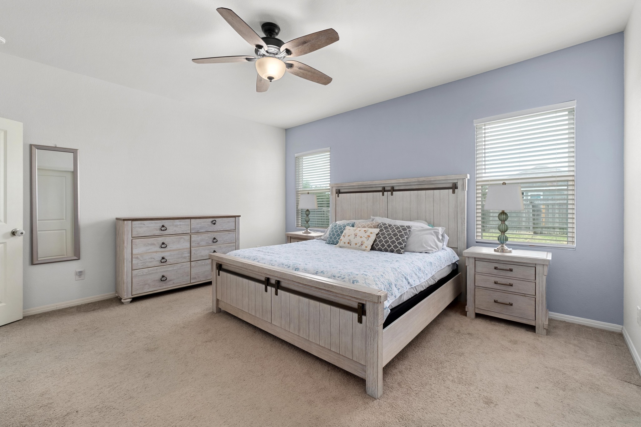 420 Seneca Loop Kyle, TX 78640 - Photo 15 of 26 Primary bedroom