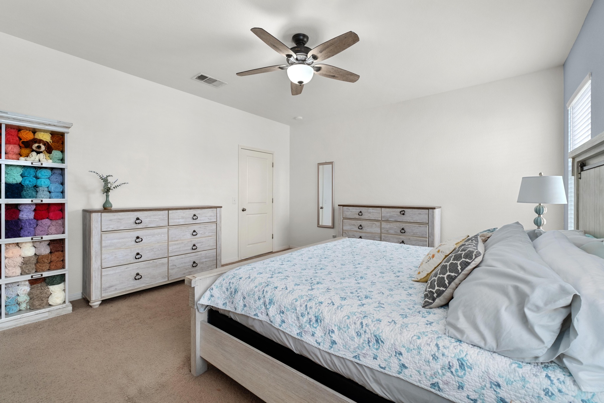 420 Seneca Loop Kyle, TX 78640 - Photo 16 of 26 Primary bedroom