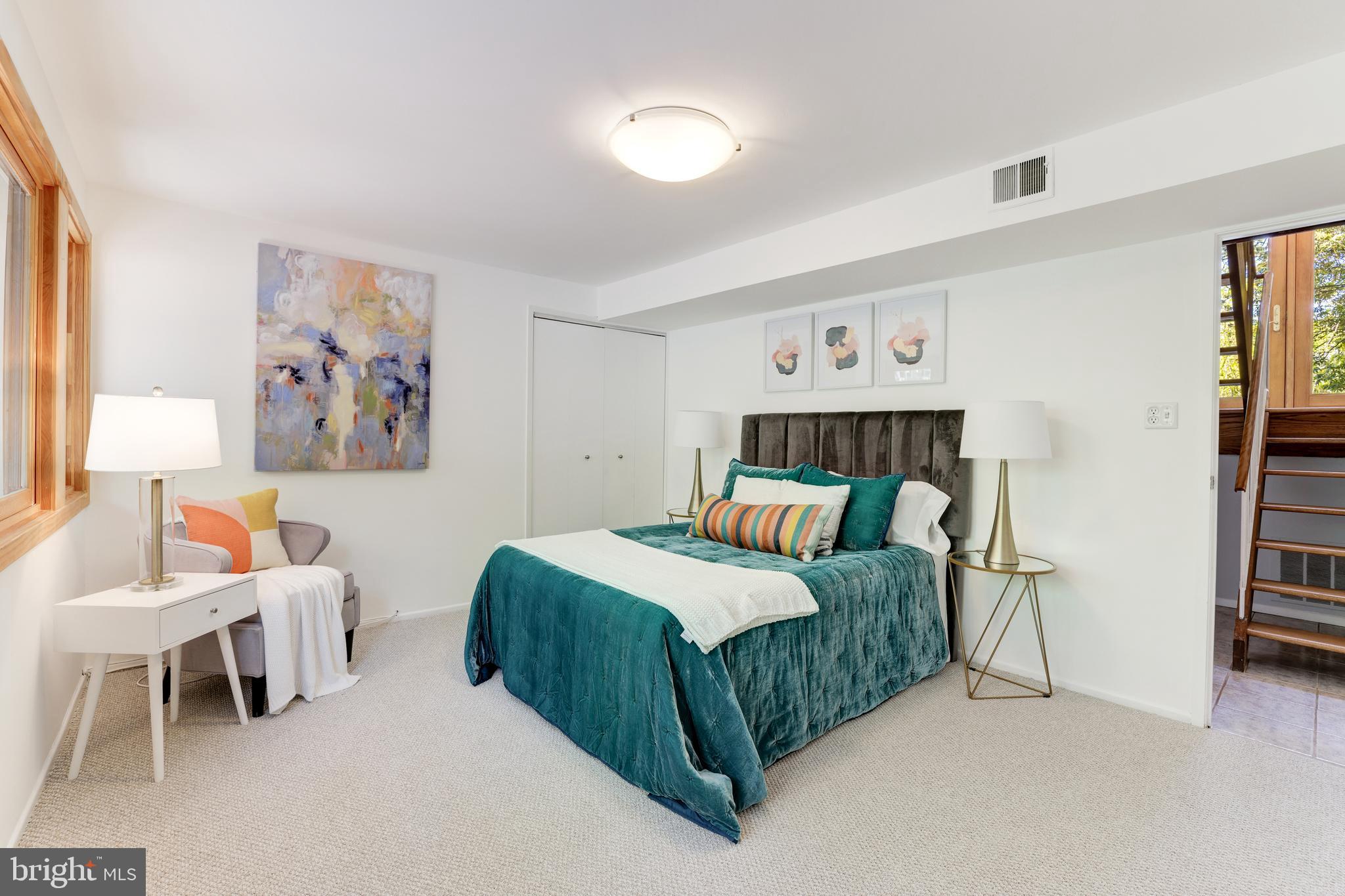 7501 Hamilton Spring Road Bethesda, MD 20817 - Photo 31 of 45