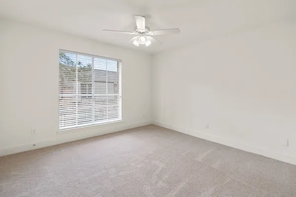 $235,000 | 14715 Barryknoll Lane, Unit 132, Houston, TX 77079
