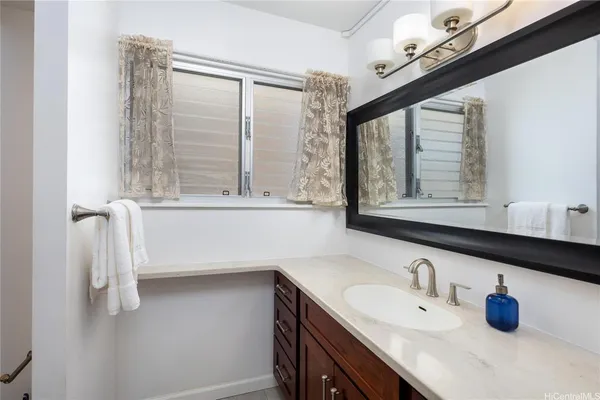 $490,000 | 98-703 Iho Place, Unit 1402, Aiea, HI 96701