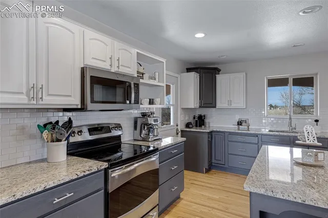 $835,900 | 15930 Alta Plaza Circle, Peyton, CO 80831