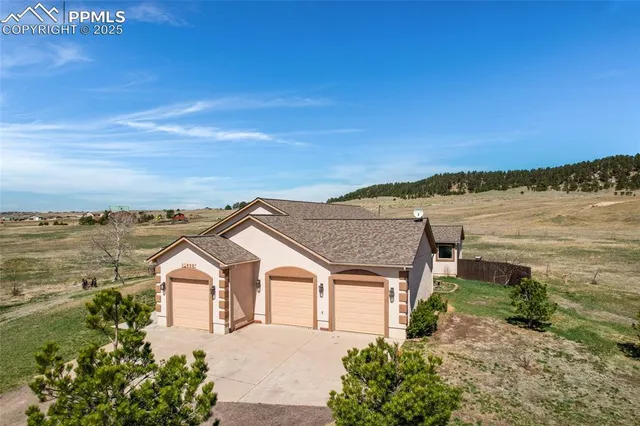 $835,900 | 15930 Alta Plaza Circle, Peyton, CO 80831