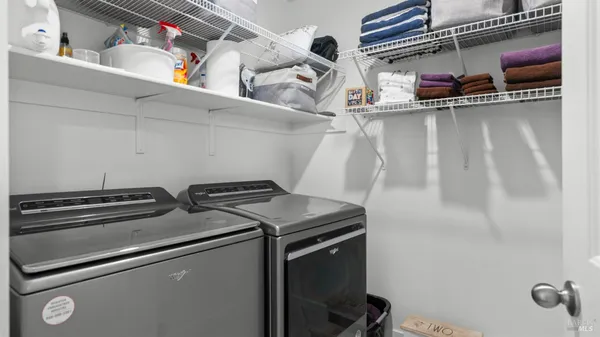 $817,900 | 6083 Oak Leaf Place, Rohnert Park, CA 94928