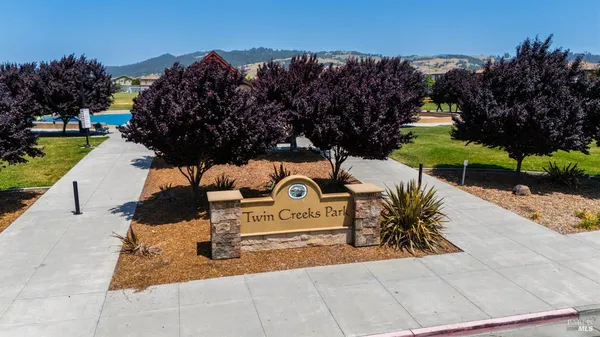 $795,000 | 6083 Oak Leaf Place, Rohnert Park, CA 94928