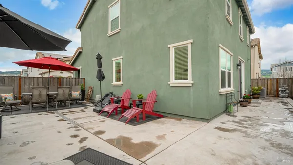 $817,900 | 6083 Oak Leaf Place, Rohnert Park, CA 94928