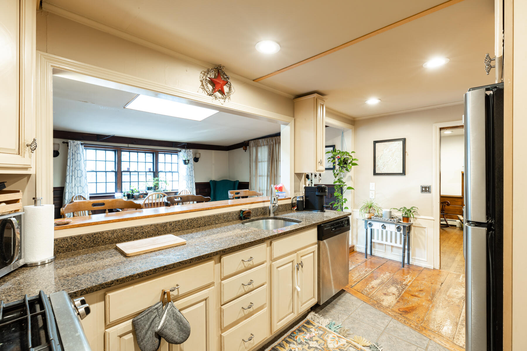 29 Quippish Road Mashpee, MA 02649 - Photo 12 of 43 29QuippishRdMashpee-2587