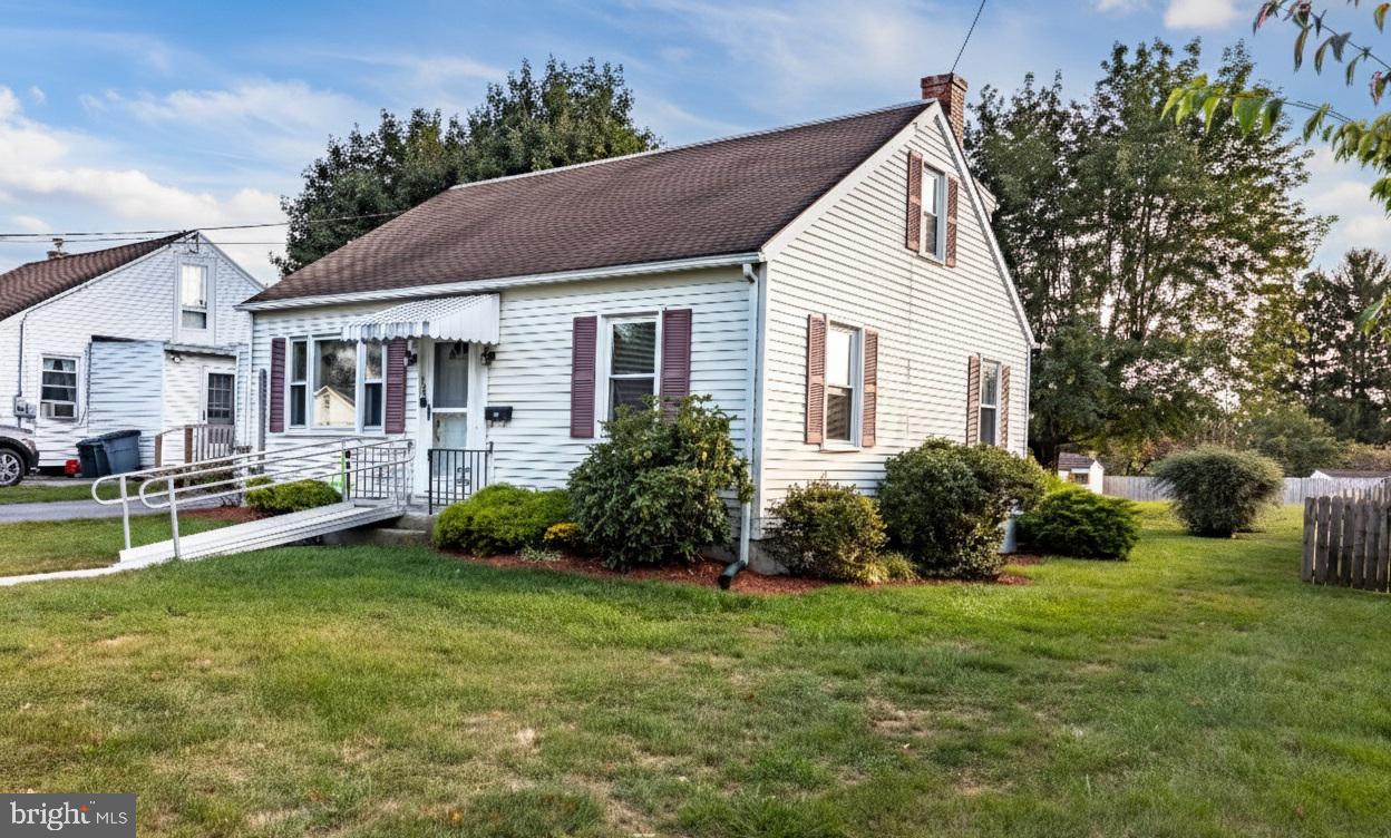 129 South Mill Street Lebanon, PA 17042 - Photo 2 of 17 Charming Cape Cod in Cornwall-Lebanon S.D.