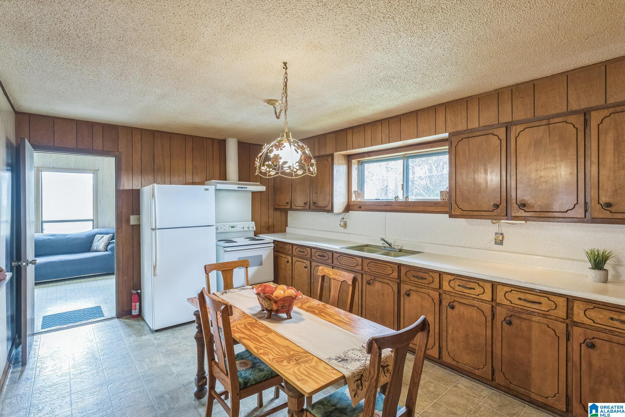 10568 County Road 121 Valley Head, AL 35989 - Photo 17 of 36