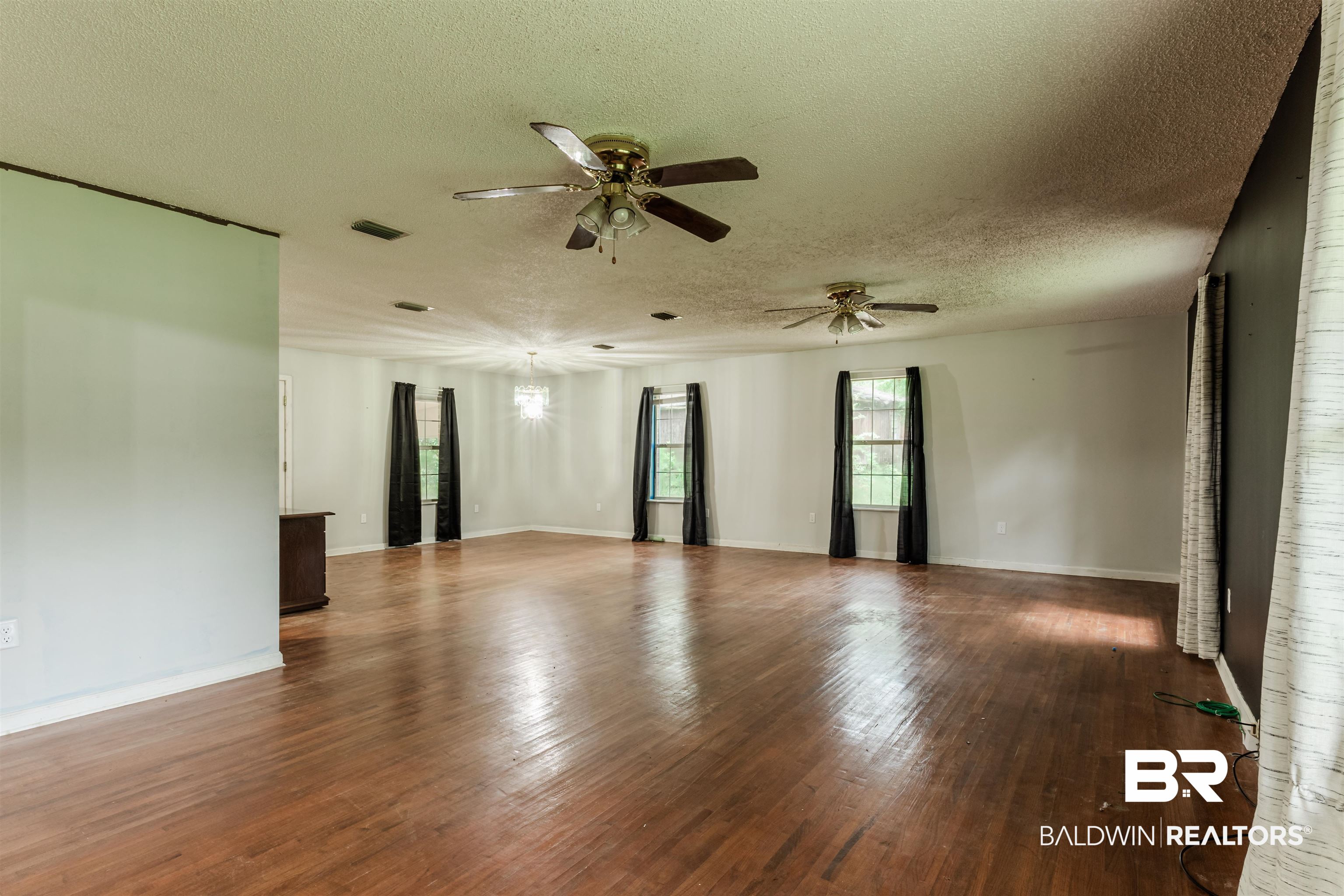 7200 North Woods Drive Semmes, AL 36575 - Photo 11 of 38