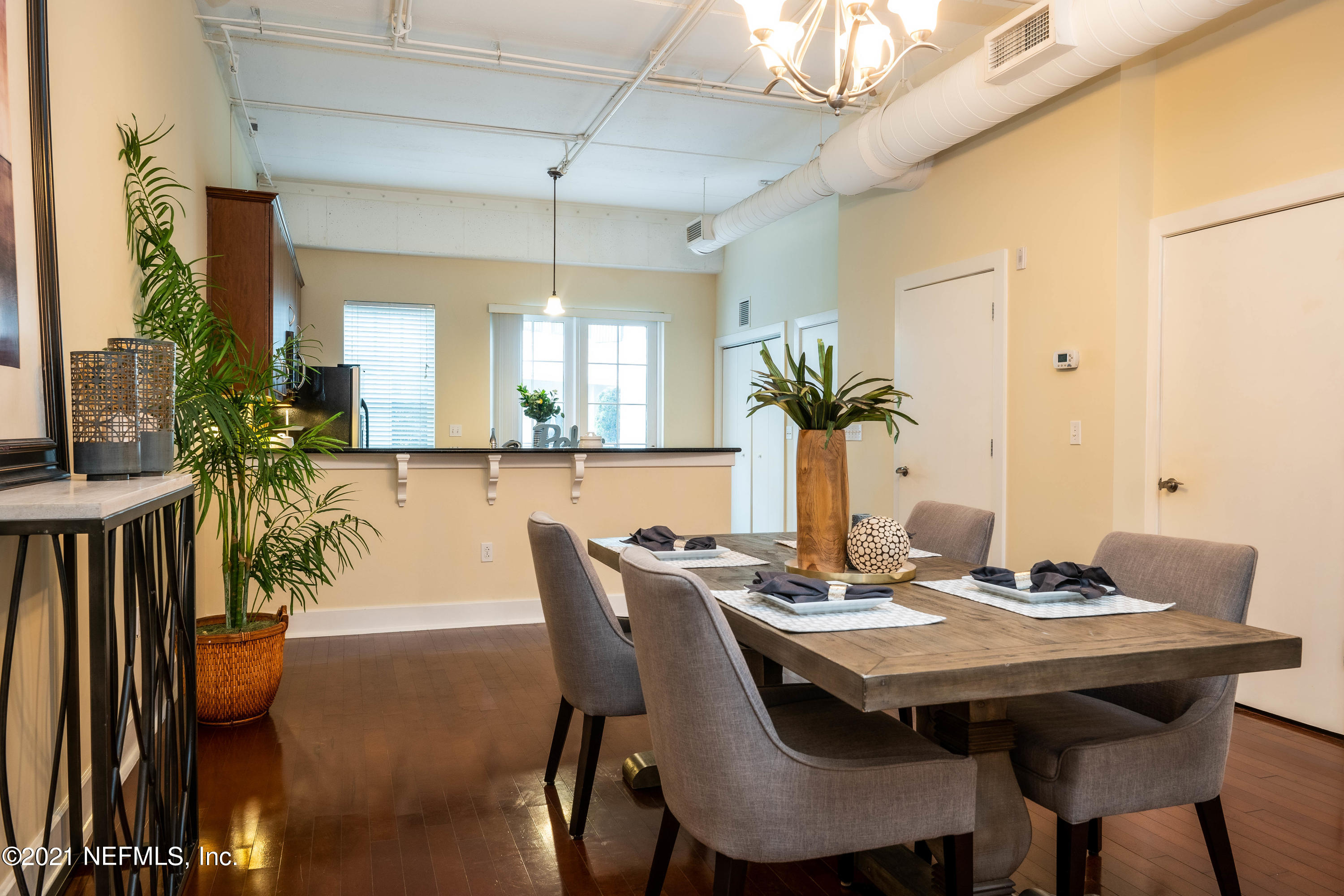1661 Riverside Avenue, Unit 104 Jacksonville, FL 32204 - Photo 5 of 33 Dining Room