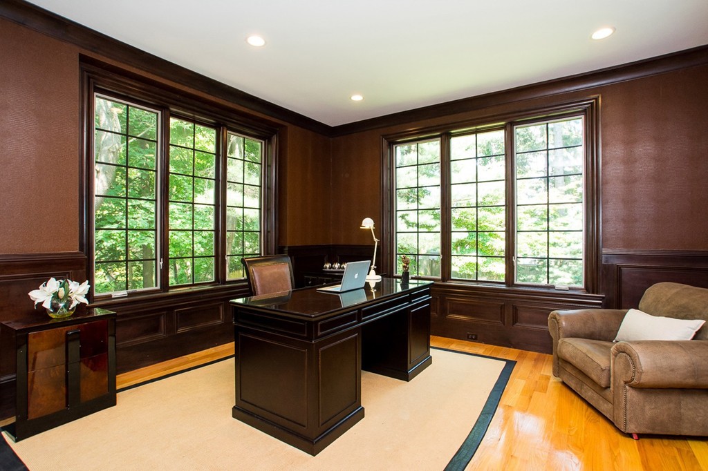 41 Cutler Lane Brookline, MA 02467 - Photo 8 of 12 a dining room with a large window and couch