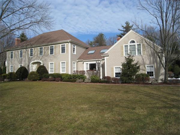 25 Solomon Pierce Road Lexington, MA 02420 - Photo 1 of 13 Gallery Image 1